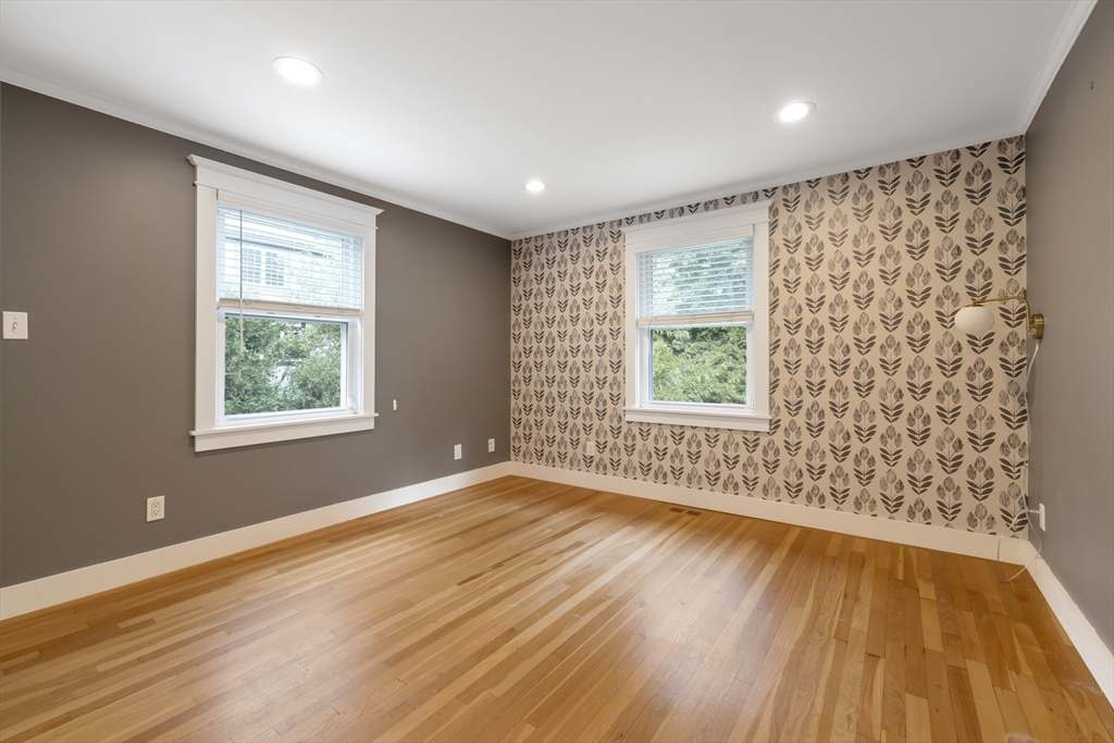 31 Oak St