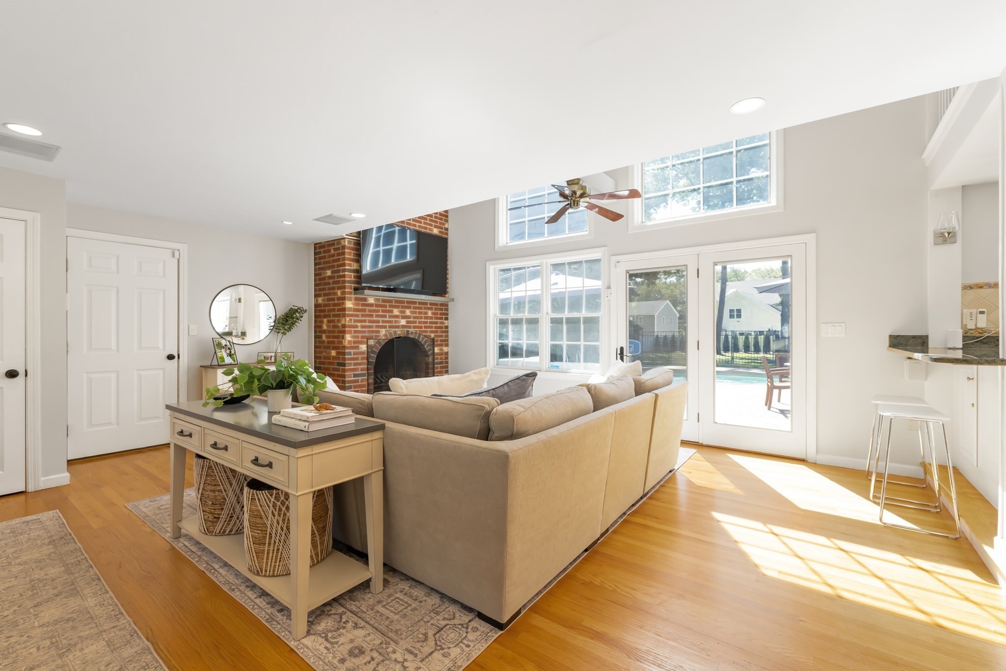 4 Fern St