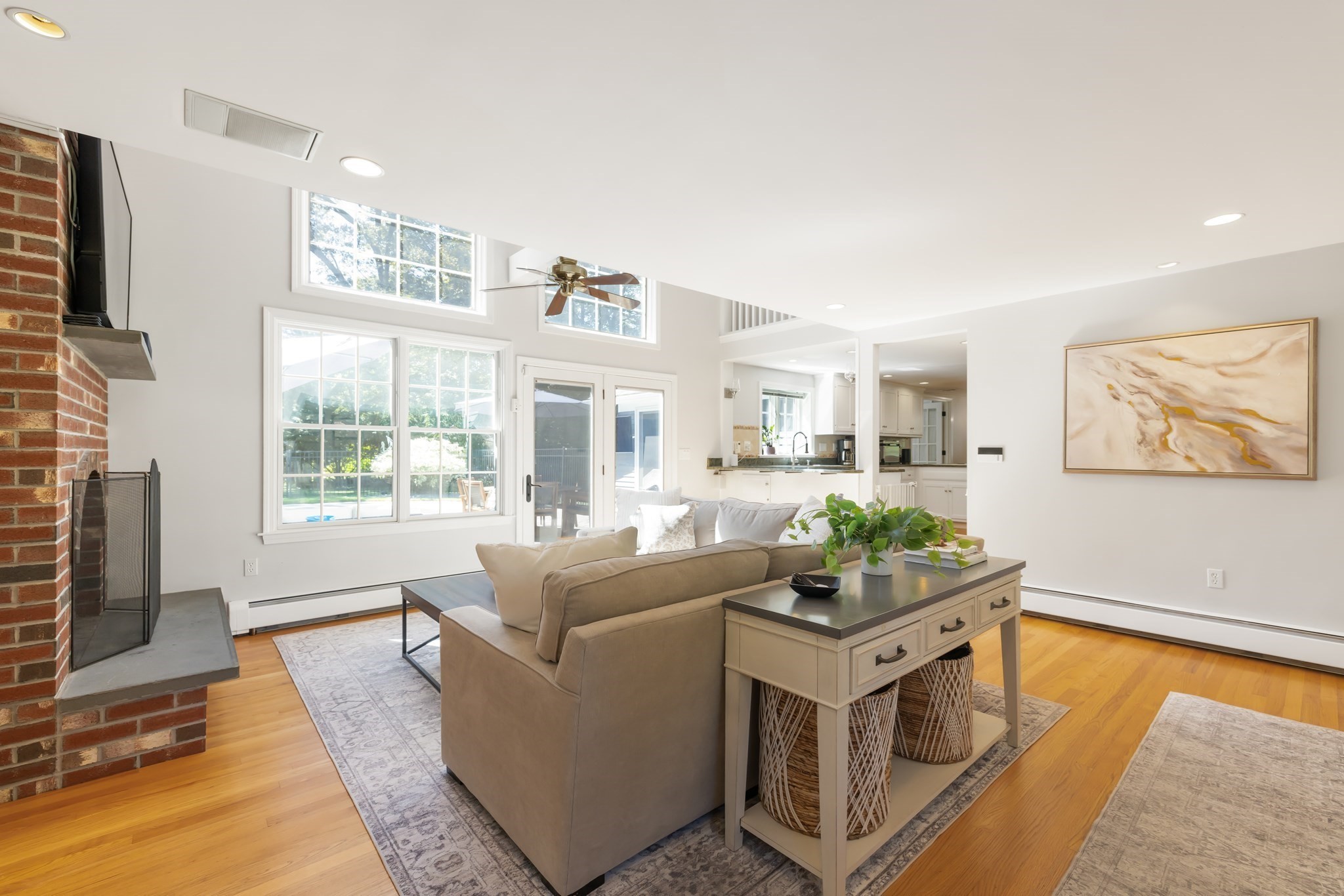4 Fern St