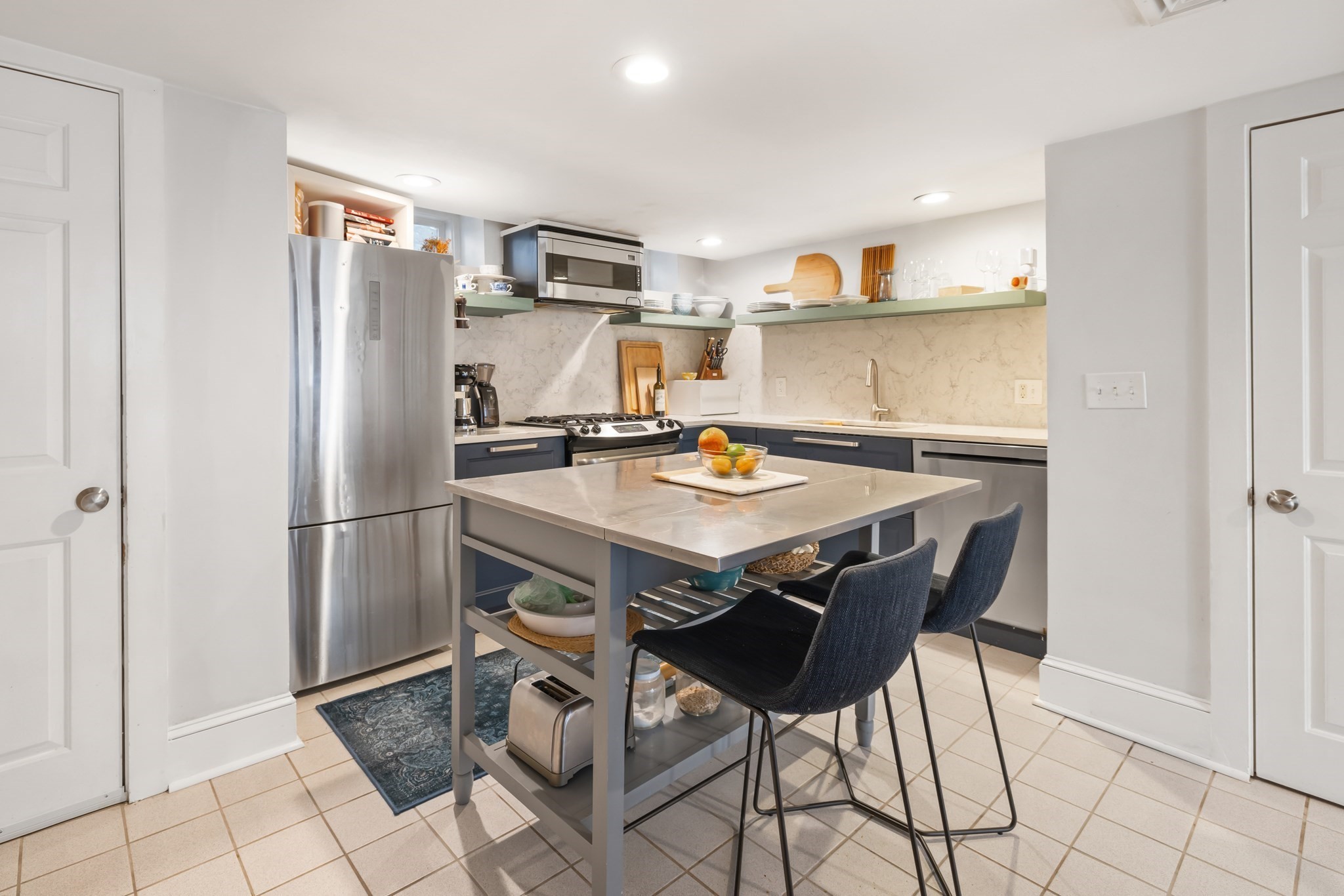 25 Lawrence St # 1