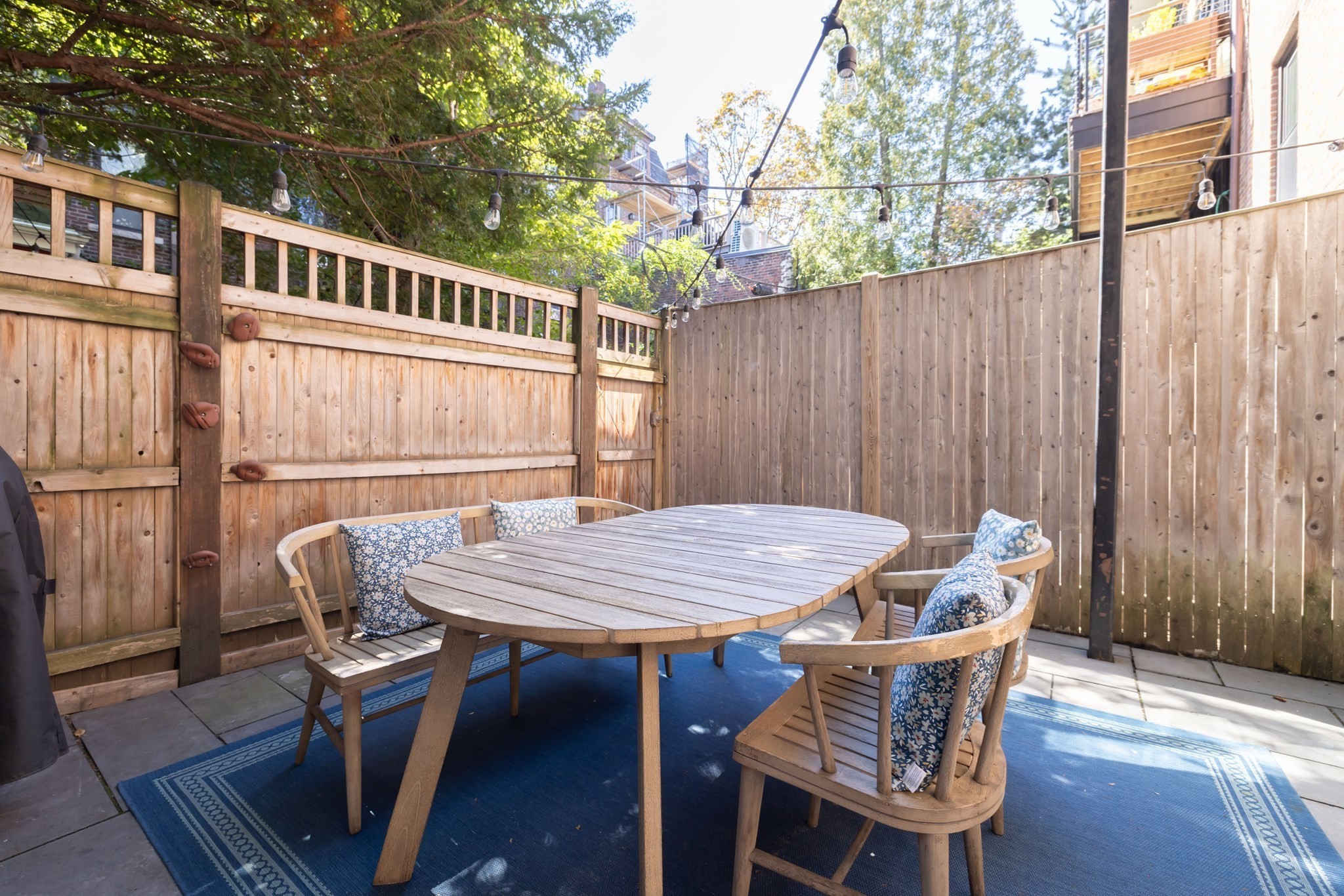 25 Lawrence St # 1