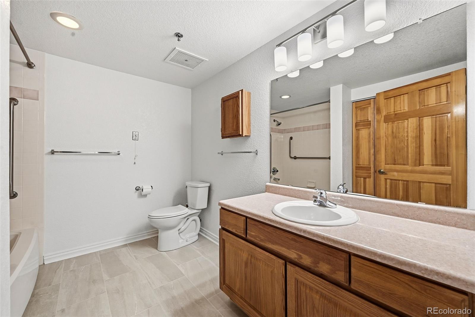 31819 Rocky Village Drive Unit: 317