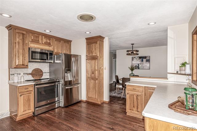 12306 W Green Mountain Drive