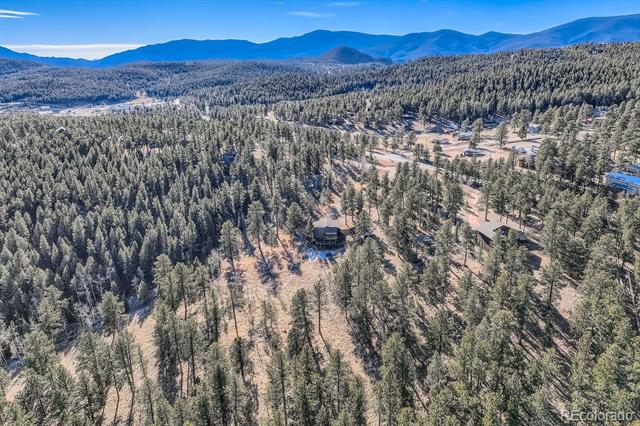 11 Old Corral Road