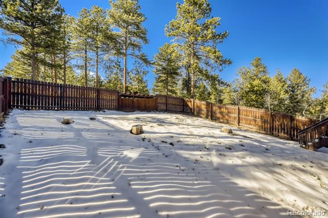 11 Old Corral Road