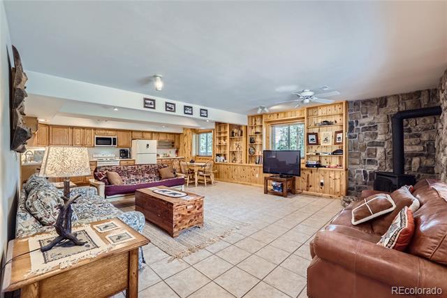808 Conestoga Road