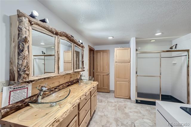 808 Conestoga Road