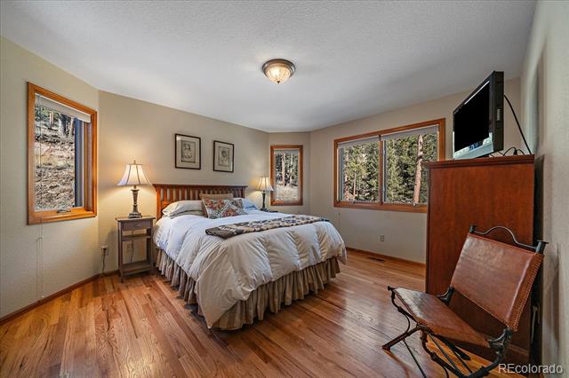 24847 Richmond Hill Road