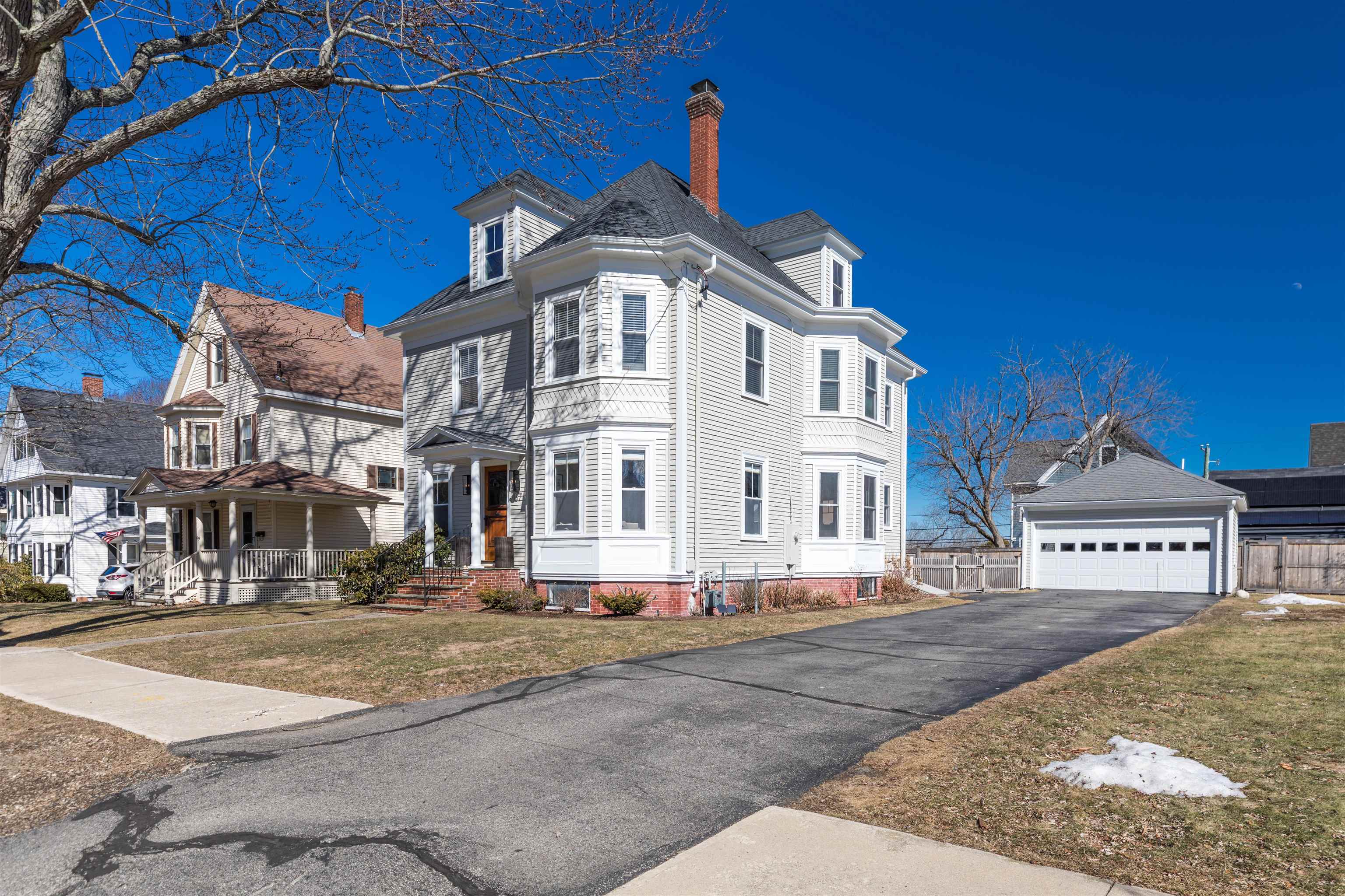 457 Broad Street