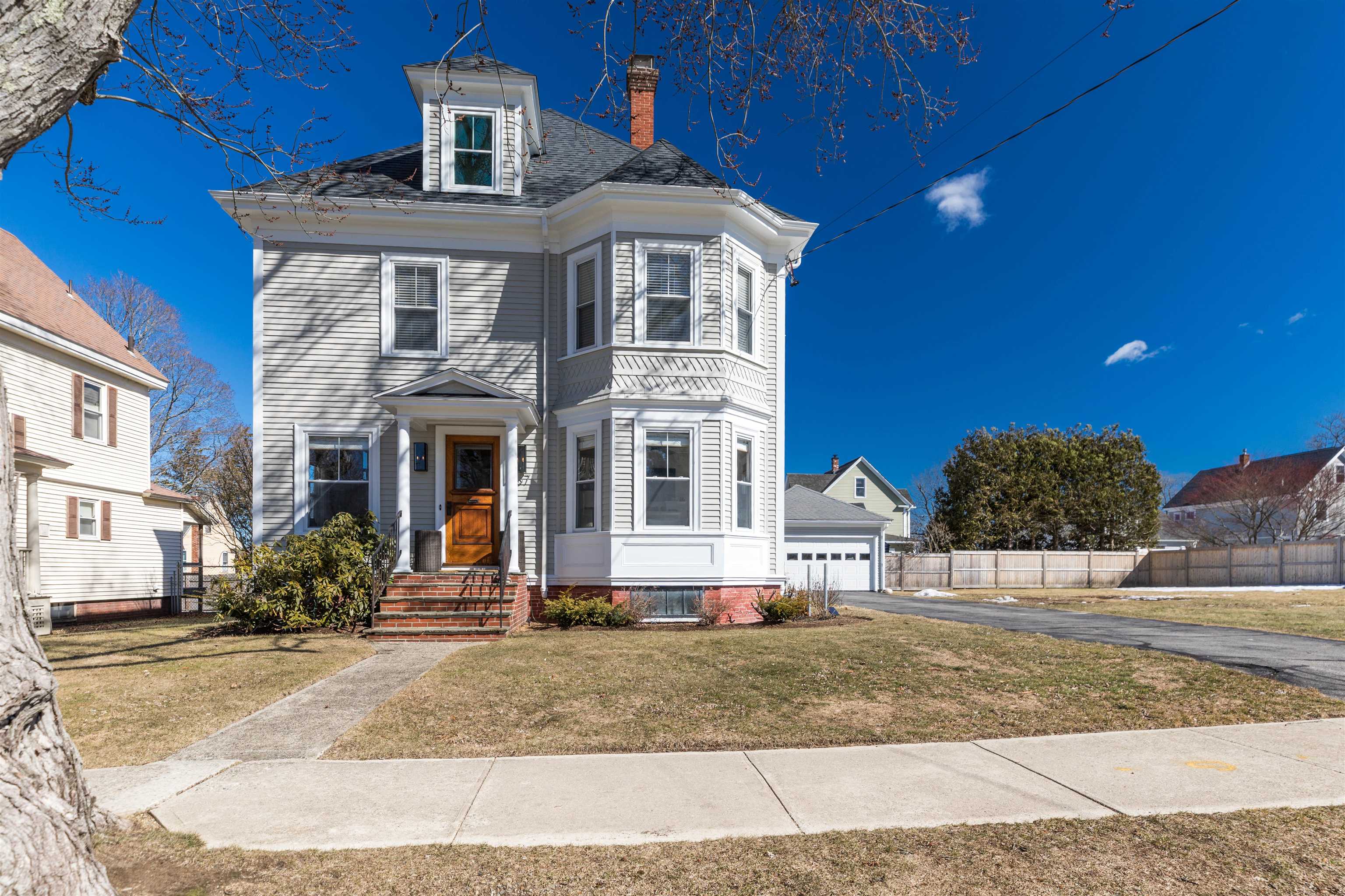 457 Broad Street