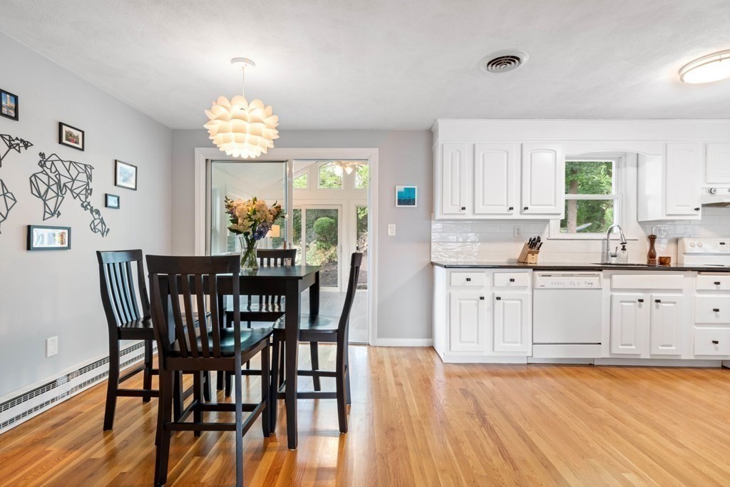 4 Rayner Circle