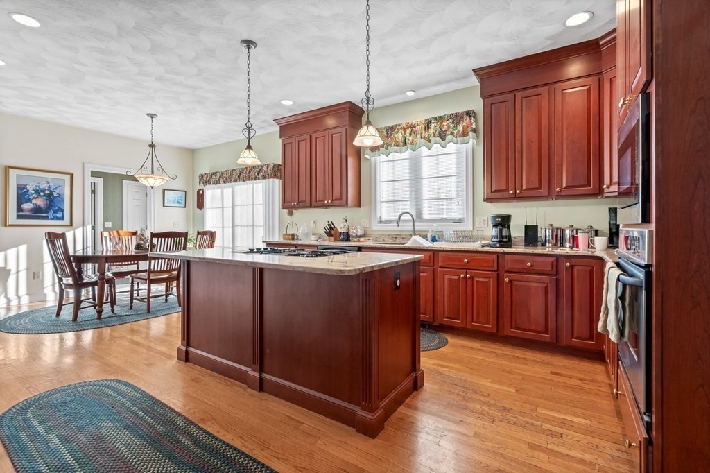 45 Avery Park Dr
