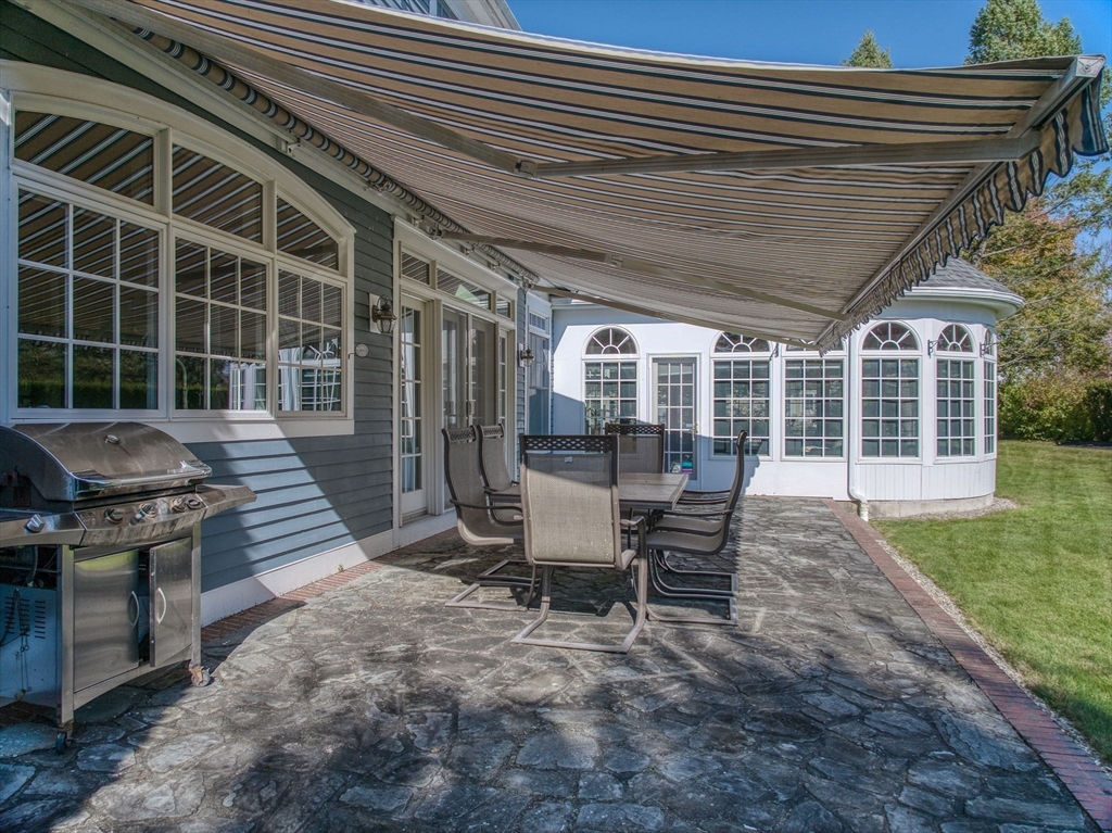 300 Andover St