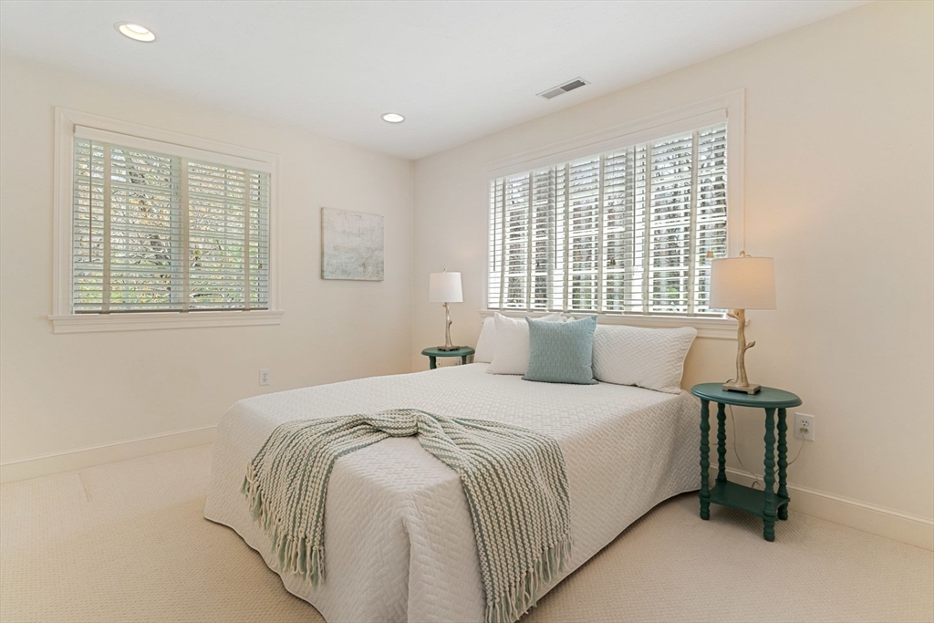 19 Buttonwood Drive