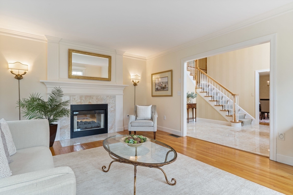 19 Buttonwood Drive