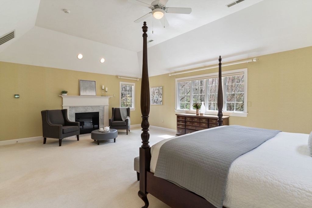 19 Buttonwood Drive
