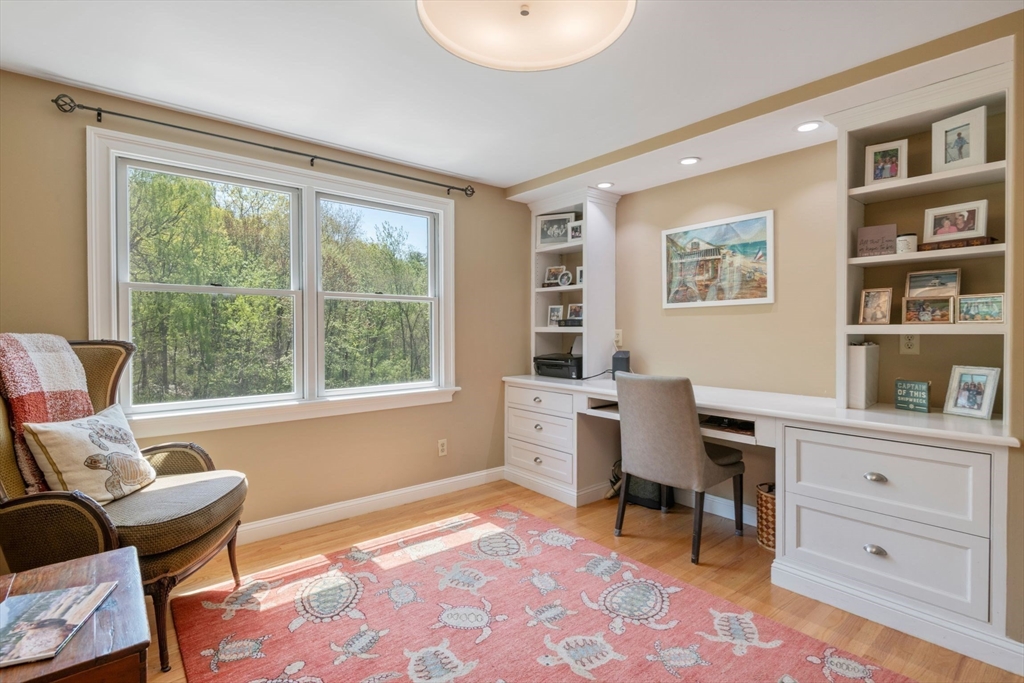 9 Moulton St