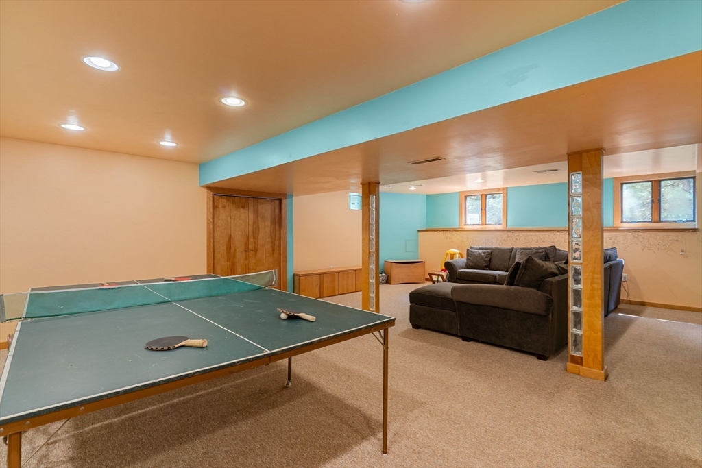 79 Reservation Rd