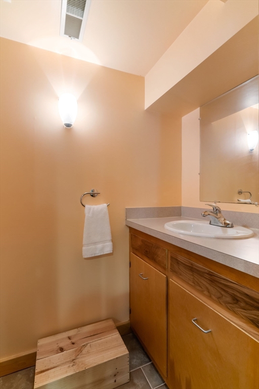 79 Reservation Rd