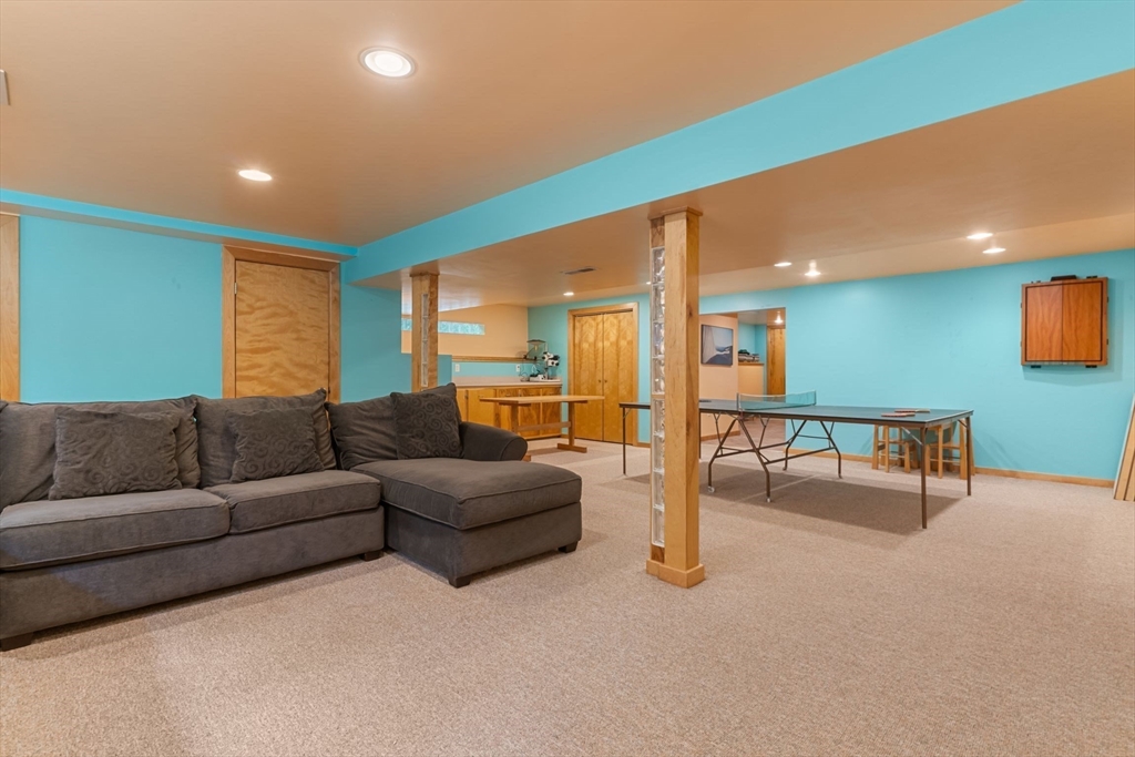 79 Reservation Rd