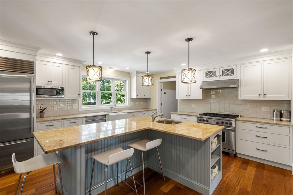 6 Appletree Ln