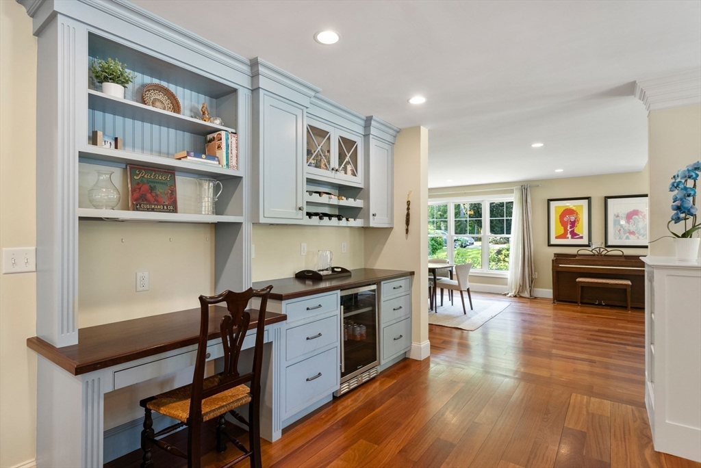 6 Appletree Ln
