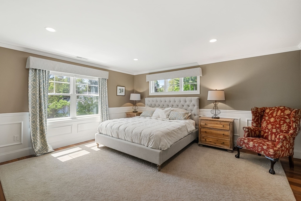 6 Appletree Ln