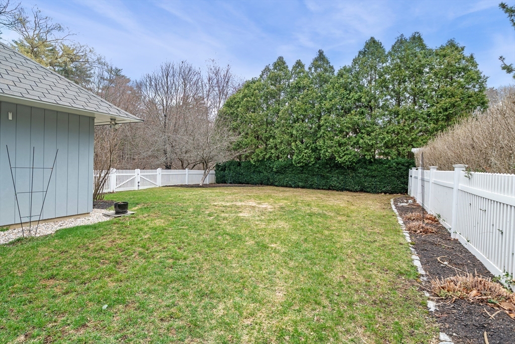 11 Brentwood Way