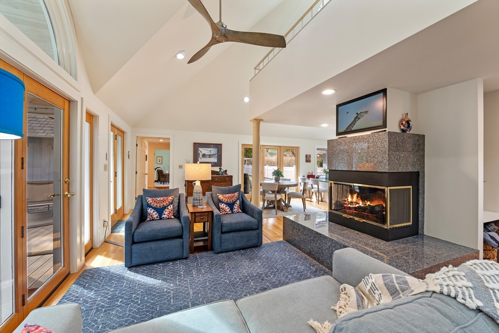 11 Brentwood Way