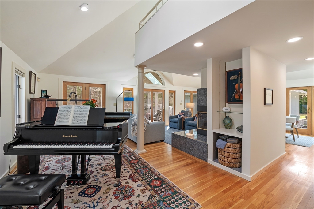 11 Brentwood Way