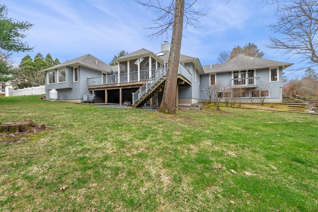 11 Brentwood Way