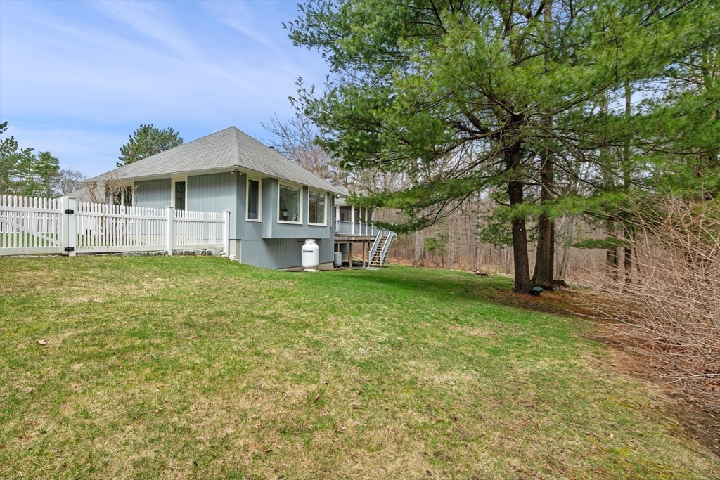 11 Brentwood Way