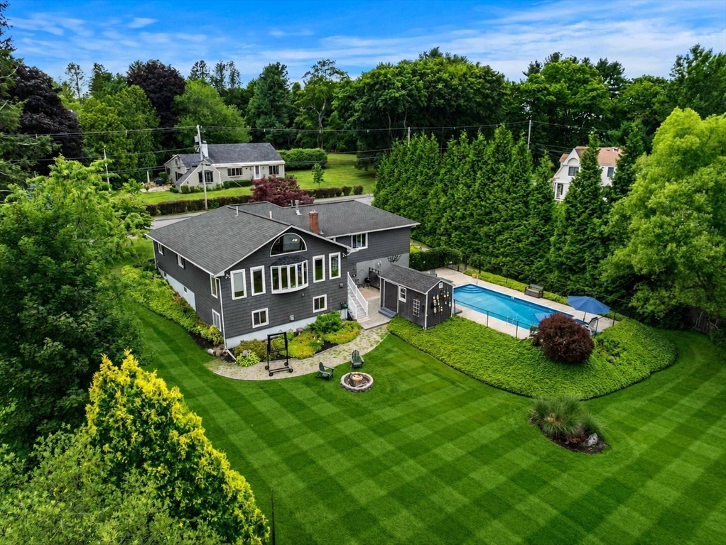 50 Holt Rd