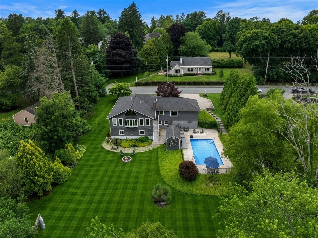 50 Holt Rd