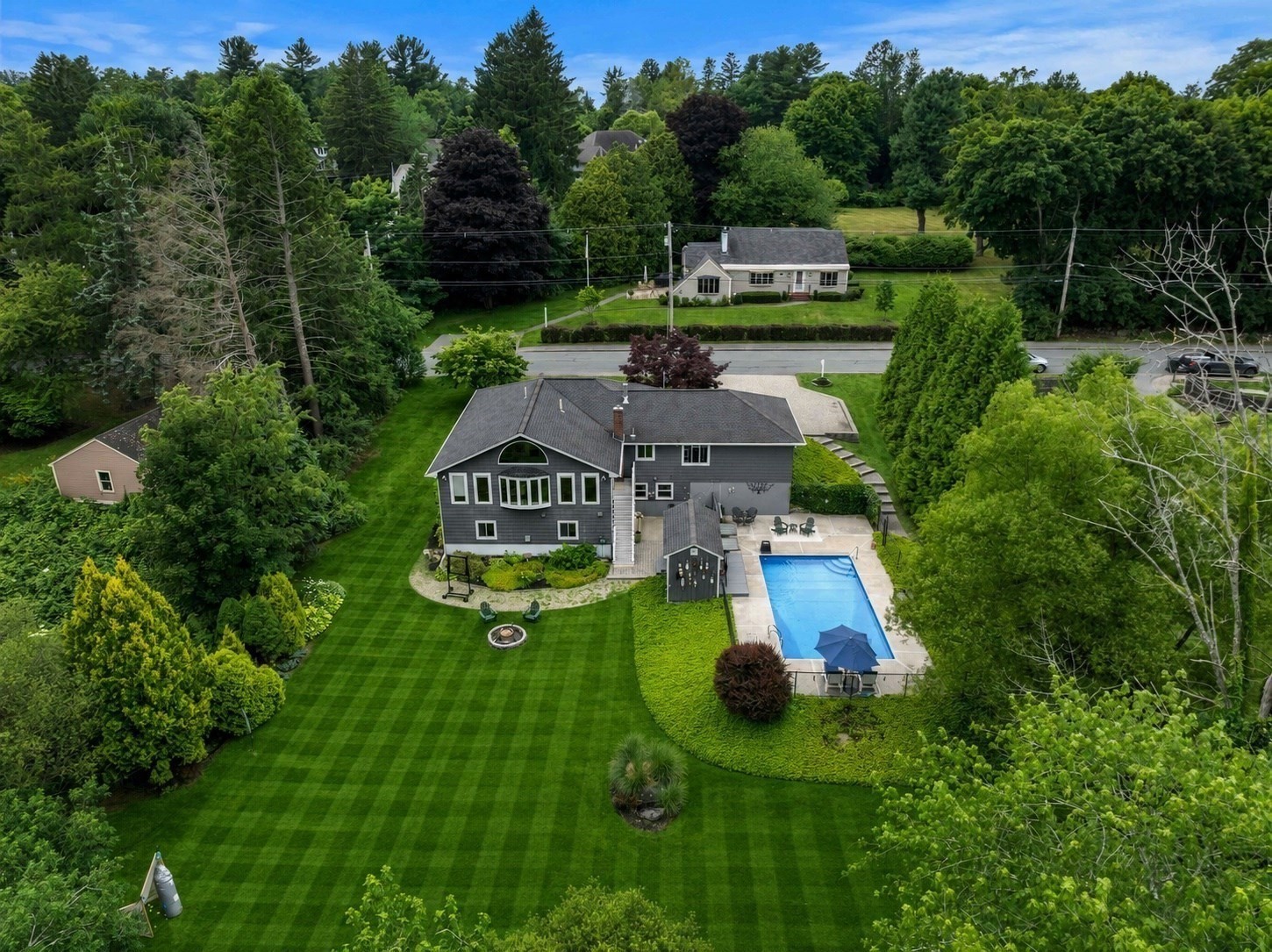 50 Holt Rd