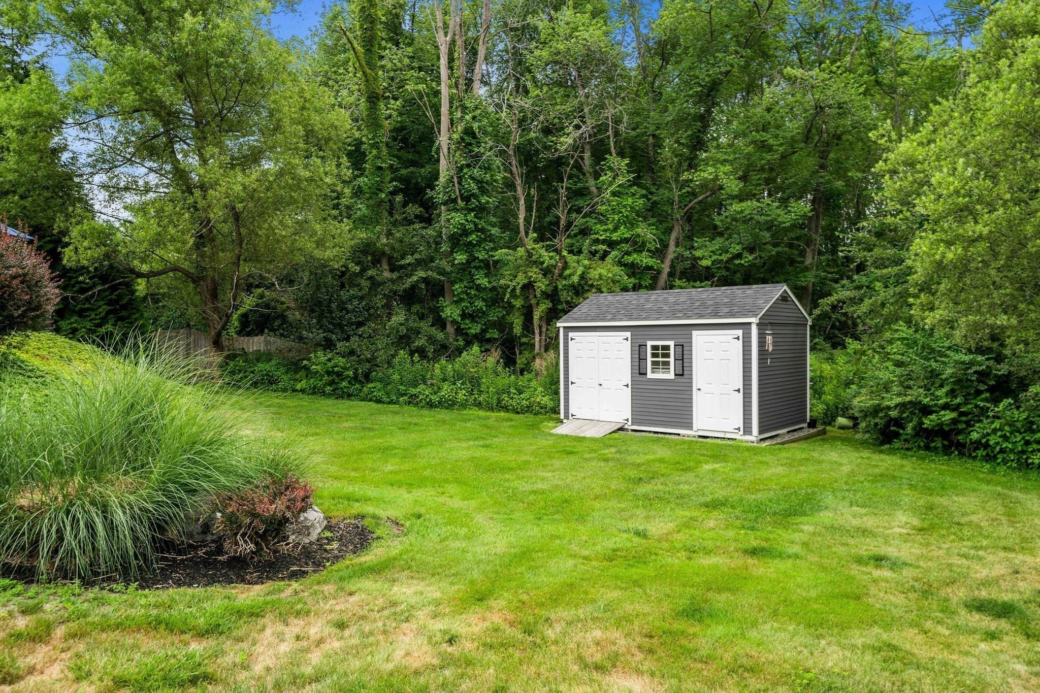 50 Holt Rd