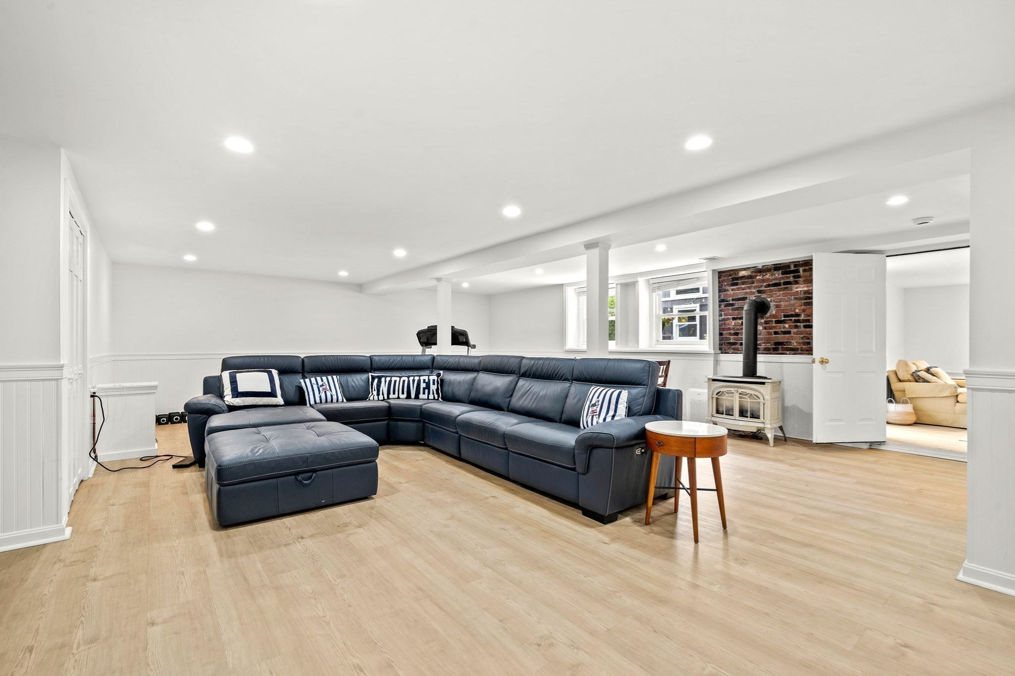 50 Holt Rd