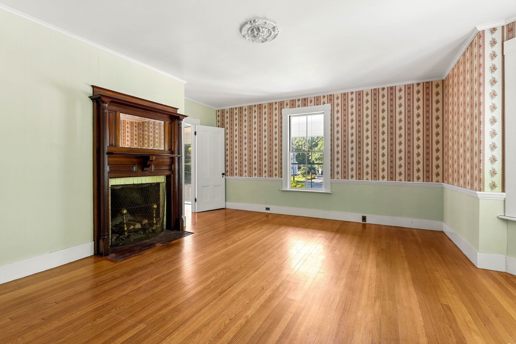 42 Walnut Rd