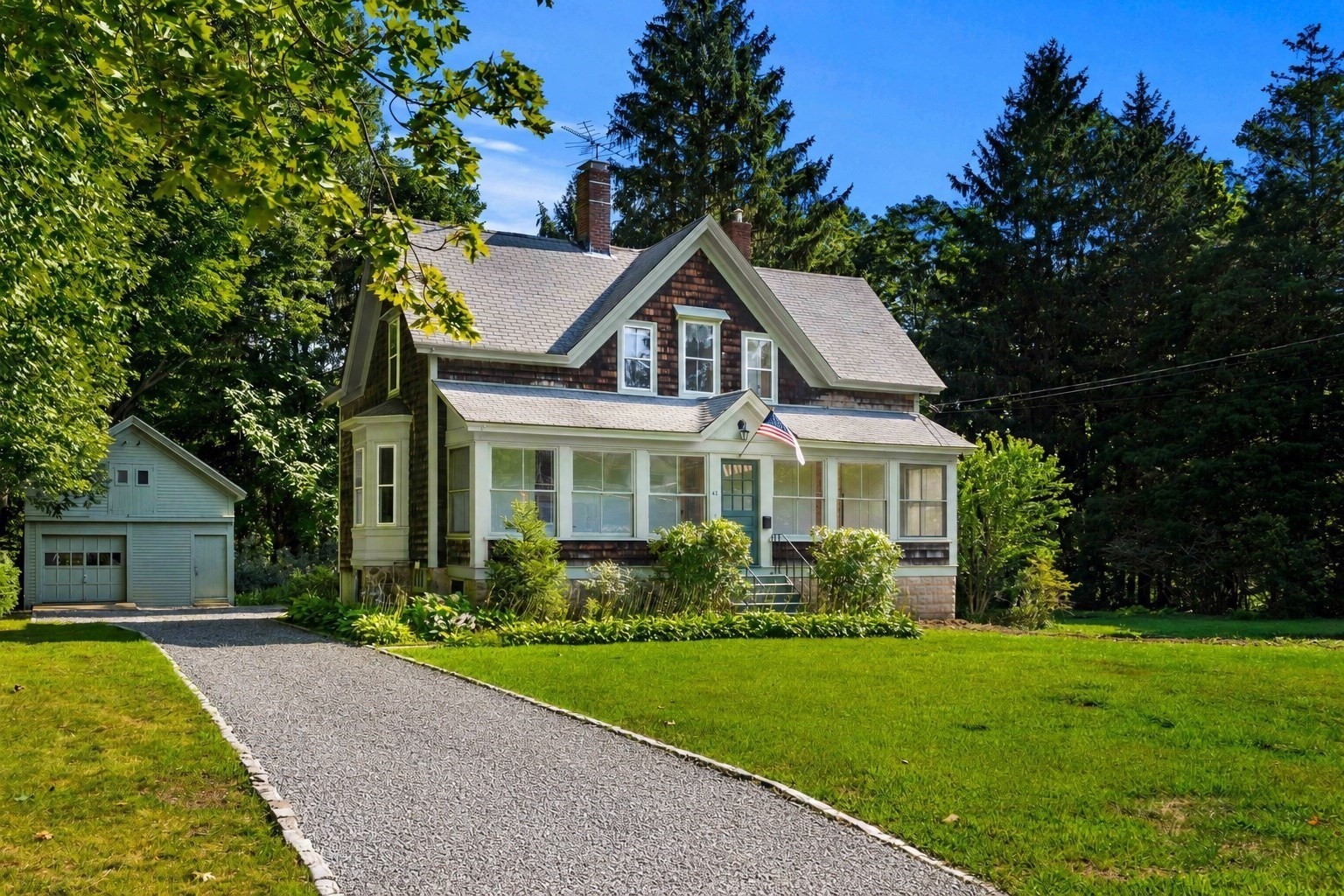 42 Walnut Rd