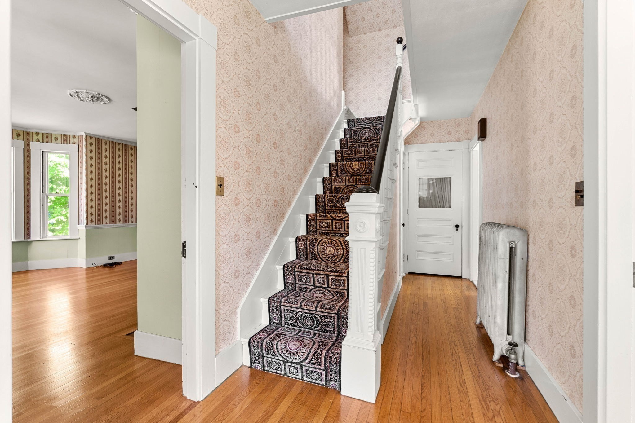 42 Walnut Rd