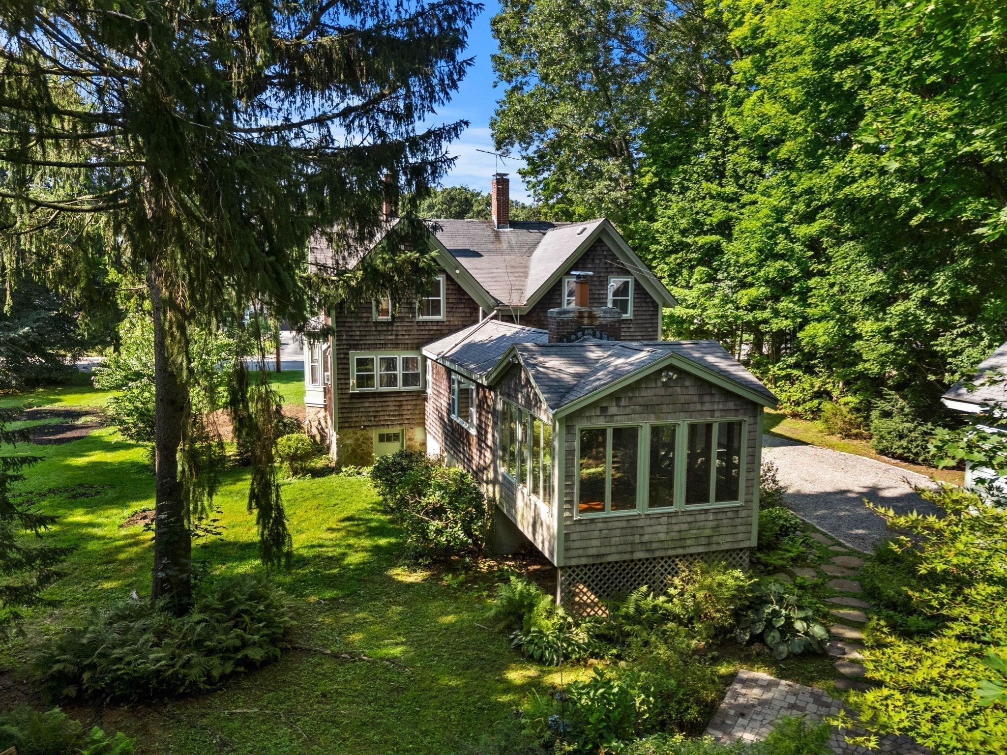 42 Walnut Rd