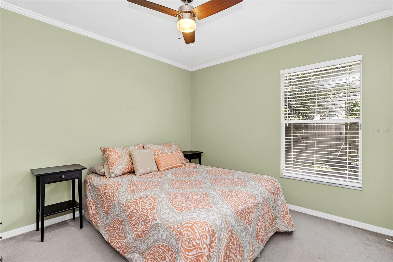 451 QUEENSBRIDGE DR
