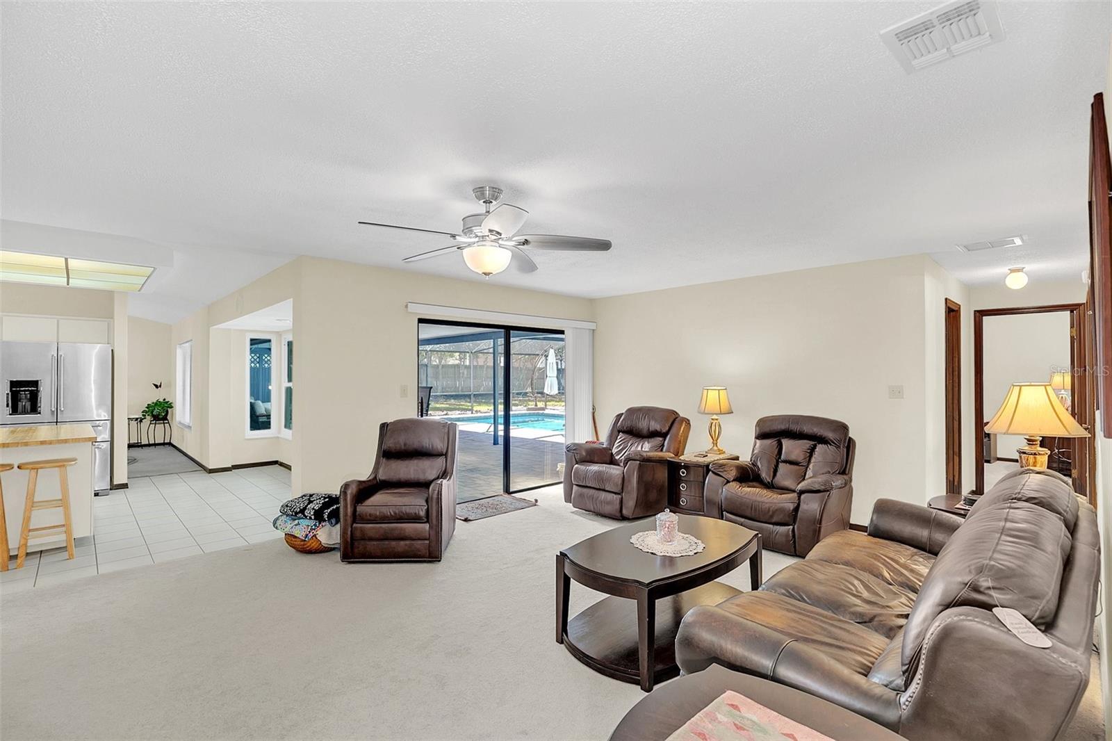 2017 CROWLEY CIR W