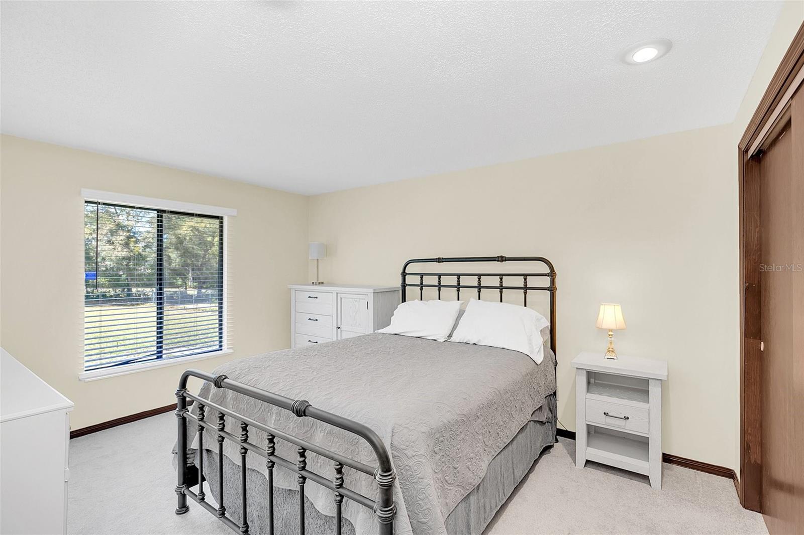 2017 CROWLEY CIR W