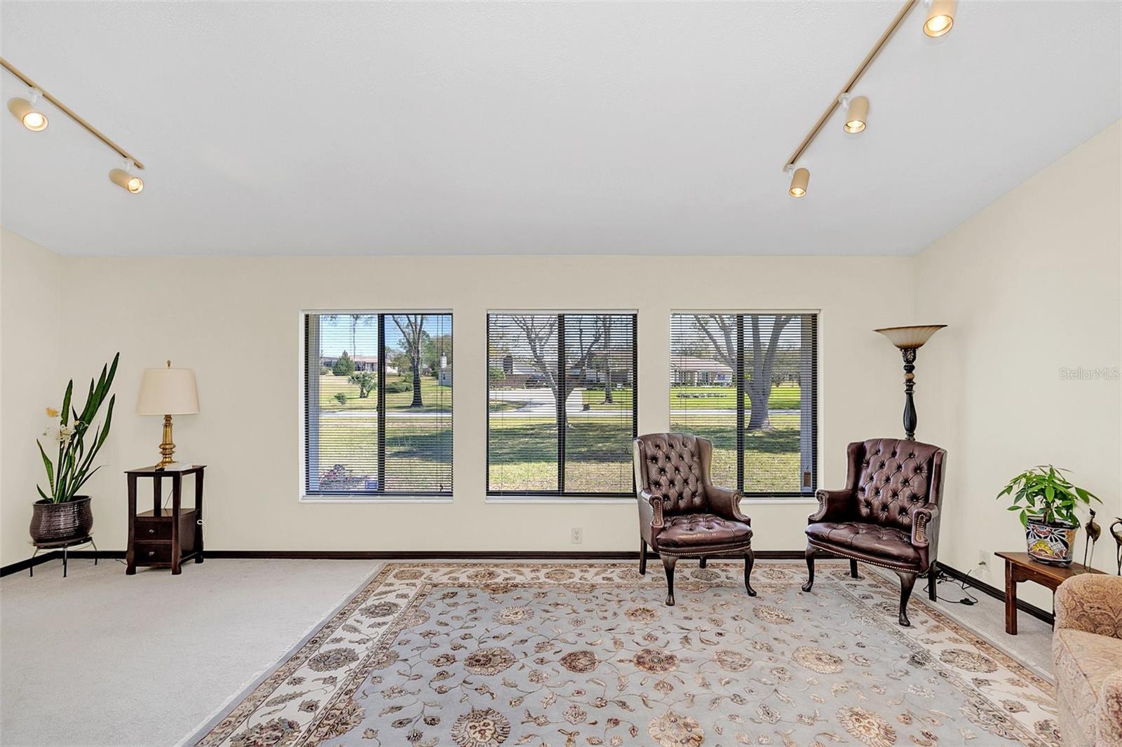 2017 CROWLEY CIR W