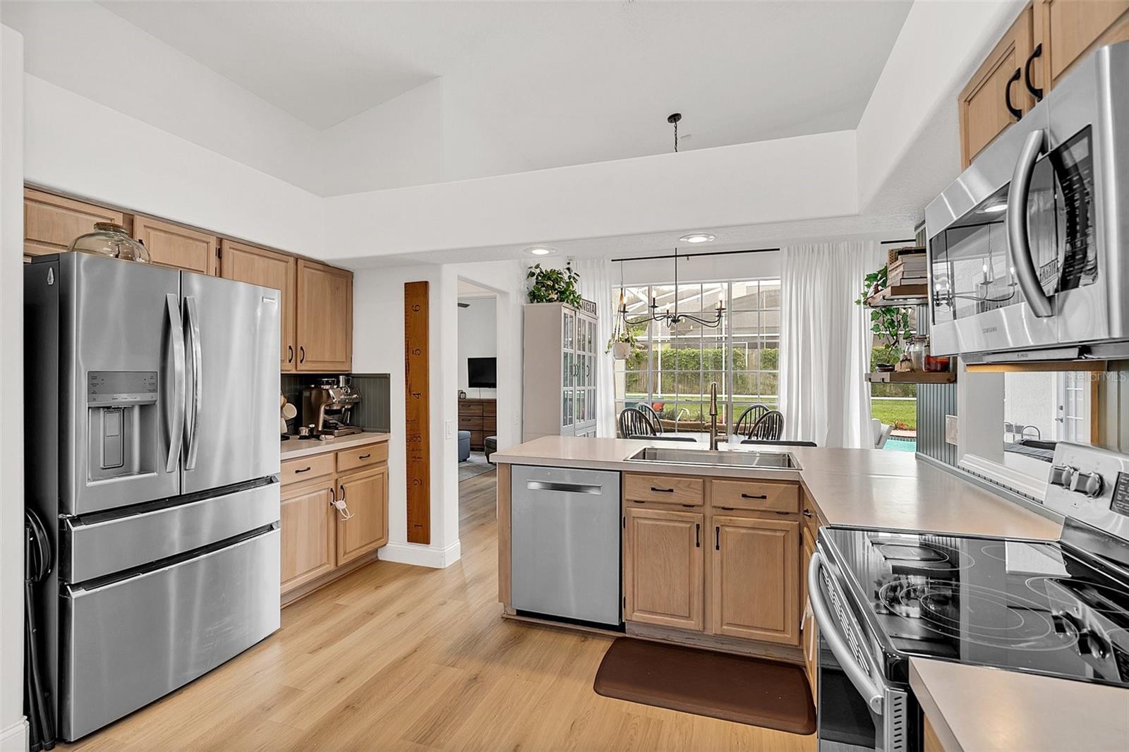 424 CONSERVATORY CV