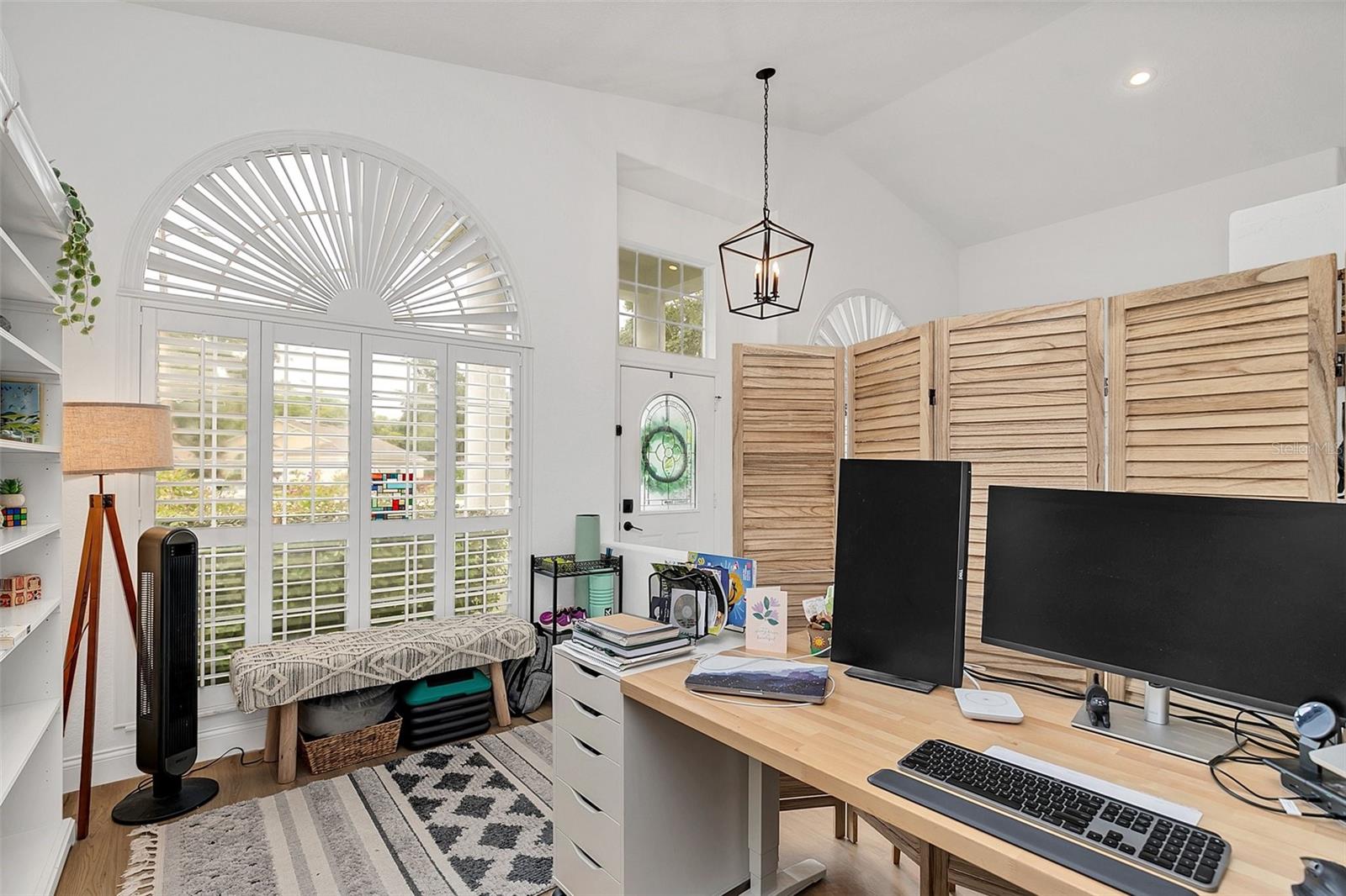 424 CONSERVATORY CV