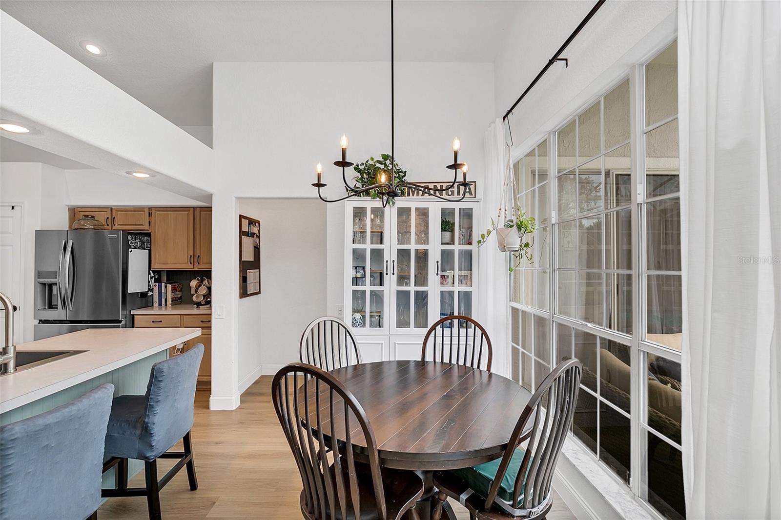 424 CONSERVATORY CV