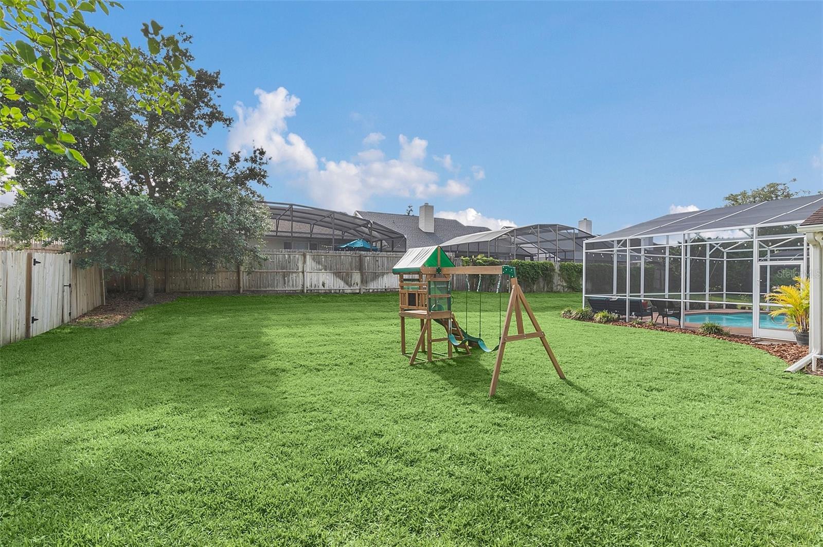 424 CONSERVATORY CV