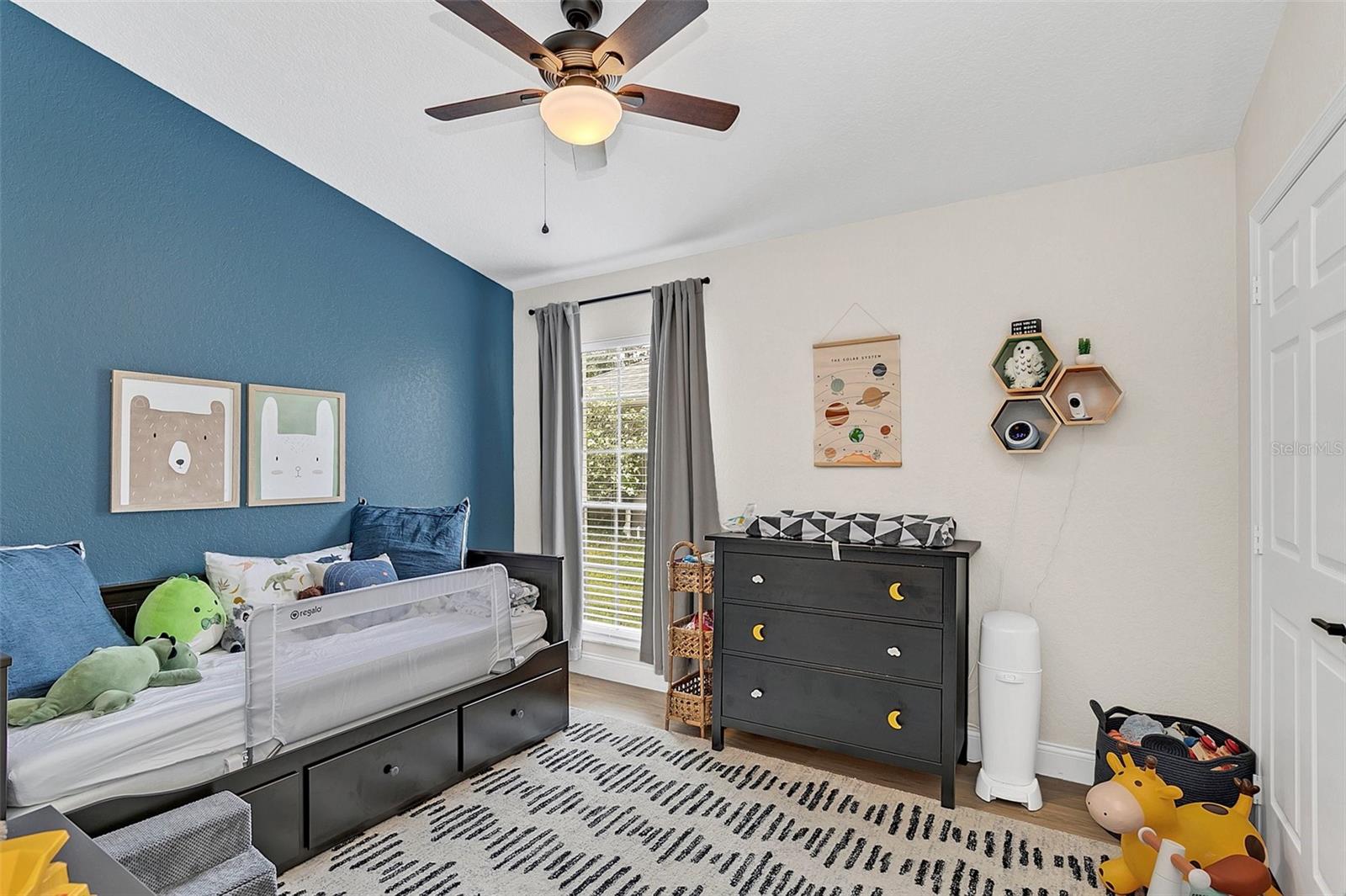 424 CONSERVATORY CV